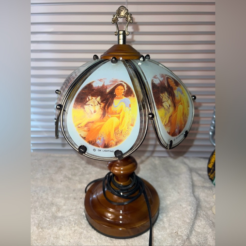 Vintage OK Lighting American Native Woman & Wolf 6 Glass Panels 3 Way Touch Lamp